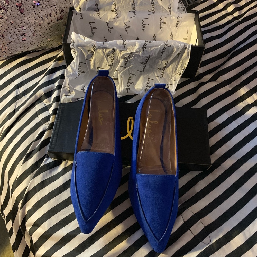 EMMY BLUE SUEDE POINTED LOAFERS